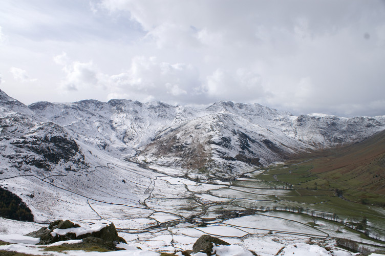 Crinkle Crags and Bow Fell Crinkle Crags and Bow Fell