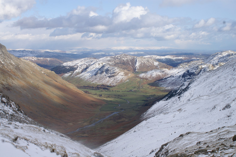 Lingmoor Fell framed by Rossett Gill Lingmoor Fell framed by Rossett Gill