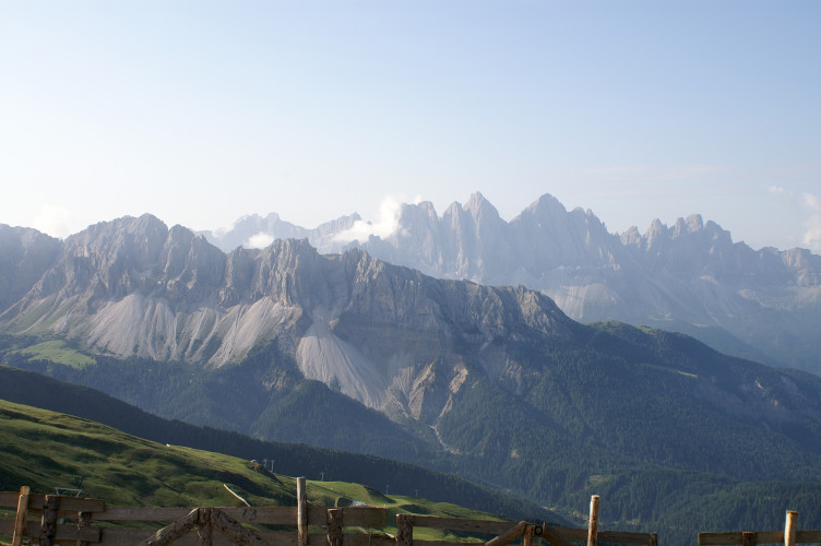 Tullen and the Odles from Plosehütte Tullen and the Odles from Plosehütte