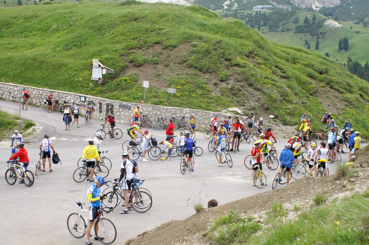 Cyclists at Passo Gardena Cyclists at Passo Gardena
